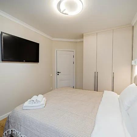 Apartment Charming In Old Town! Chisinau